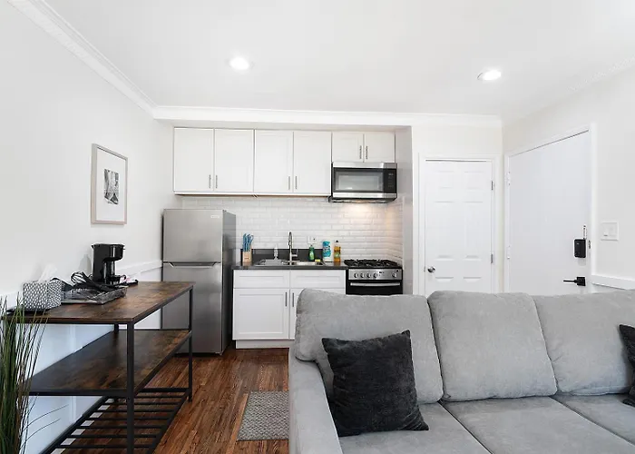Updated 1Br Apartment Near Sunset Strip